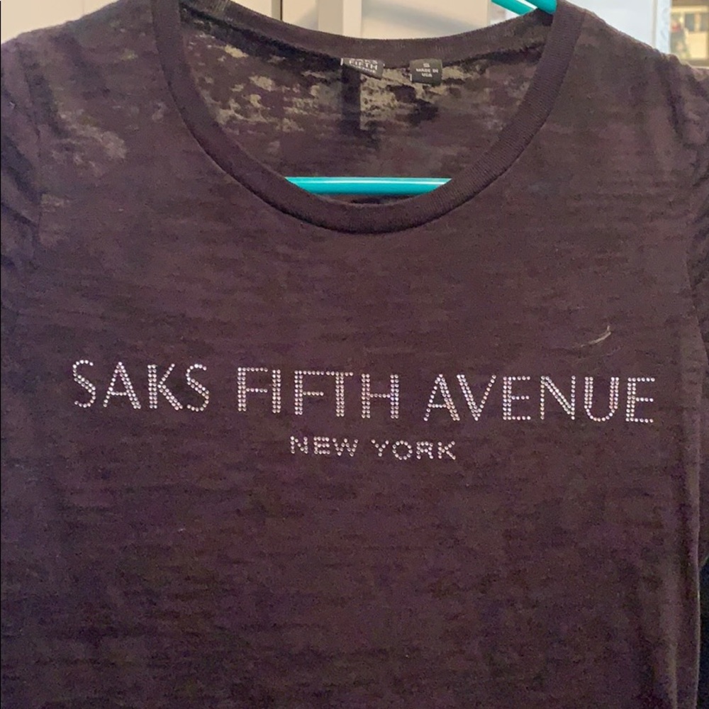 Saks Fifth Avenue tee shirt